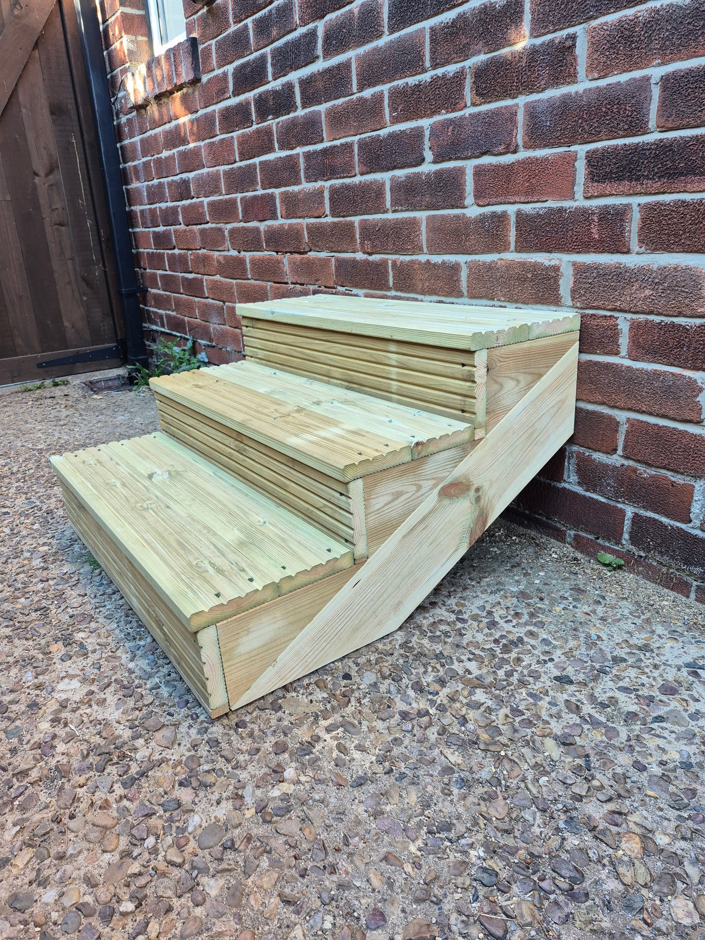 Stringer Steps Kit Fully Assembled Delivered