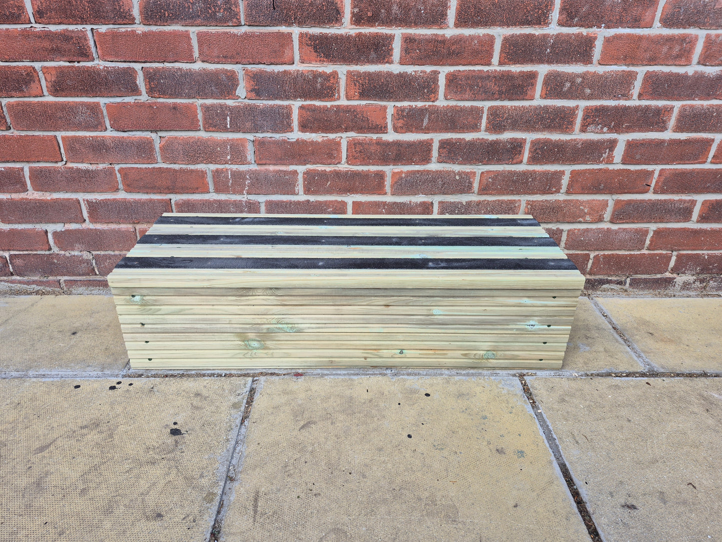 Wooden step Anti-Slip