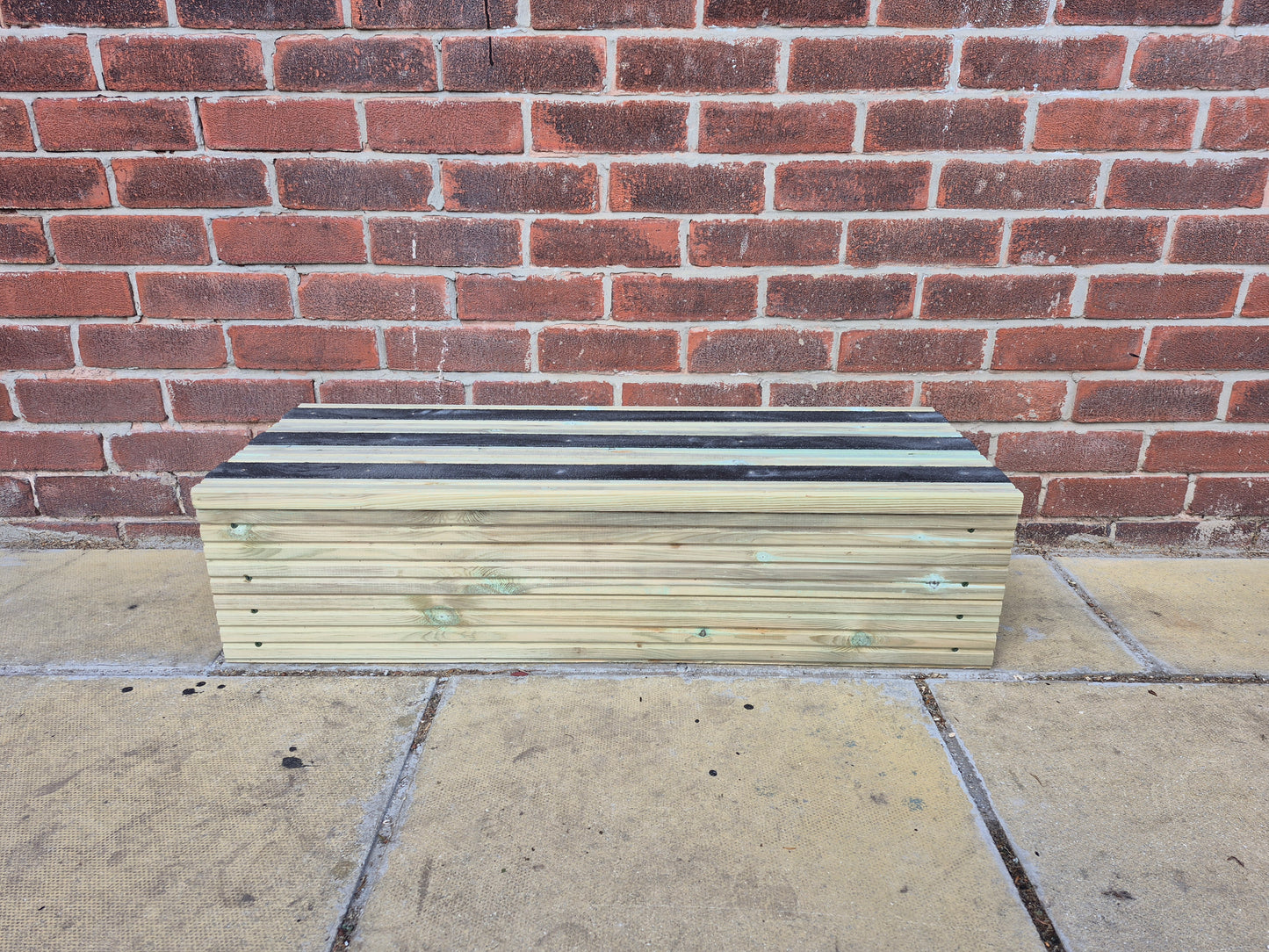 Wooden step Anti-Slip