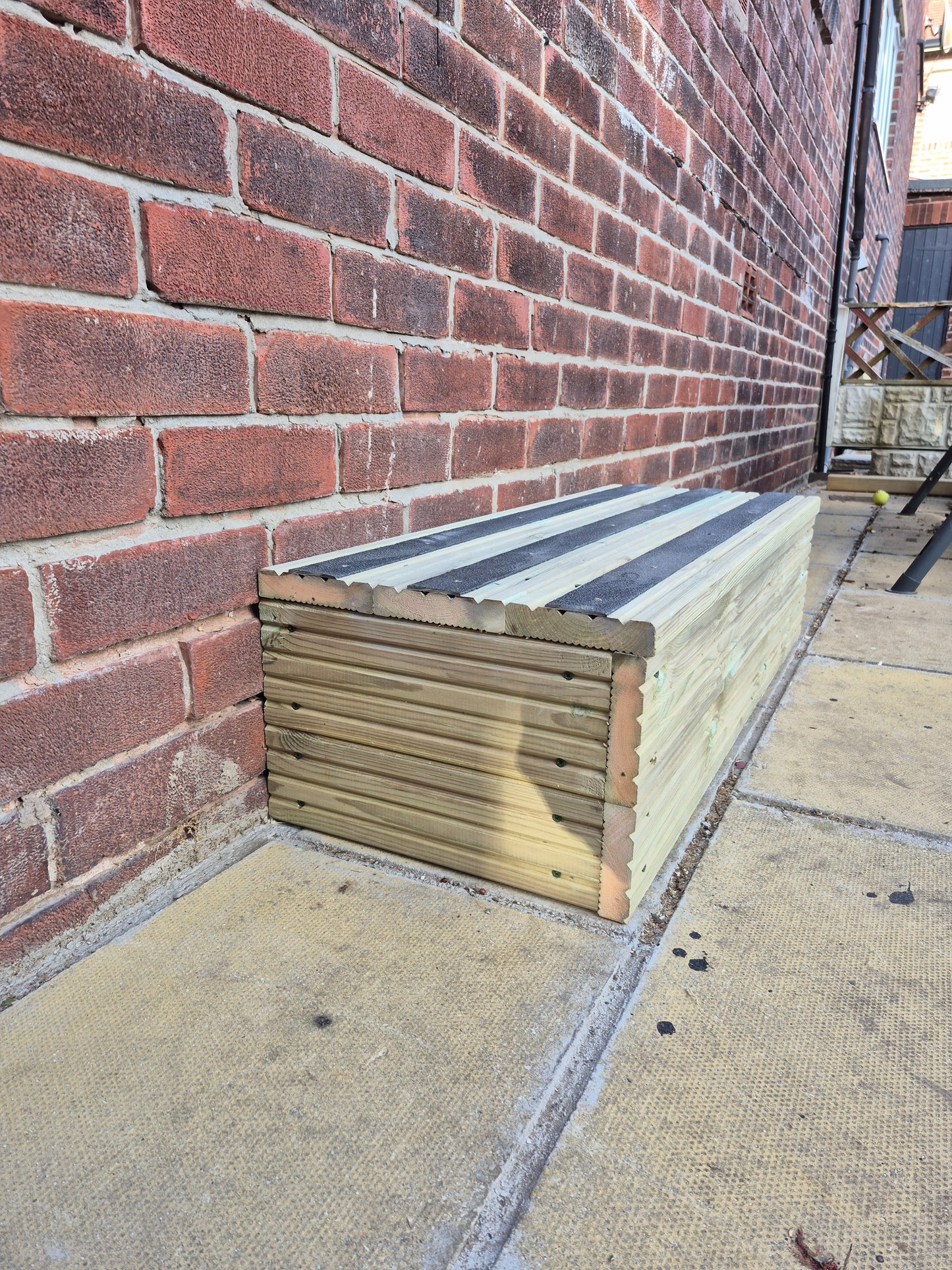 Wooden step Anti-Slip