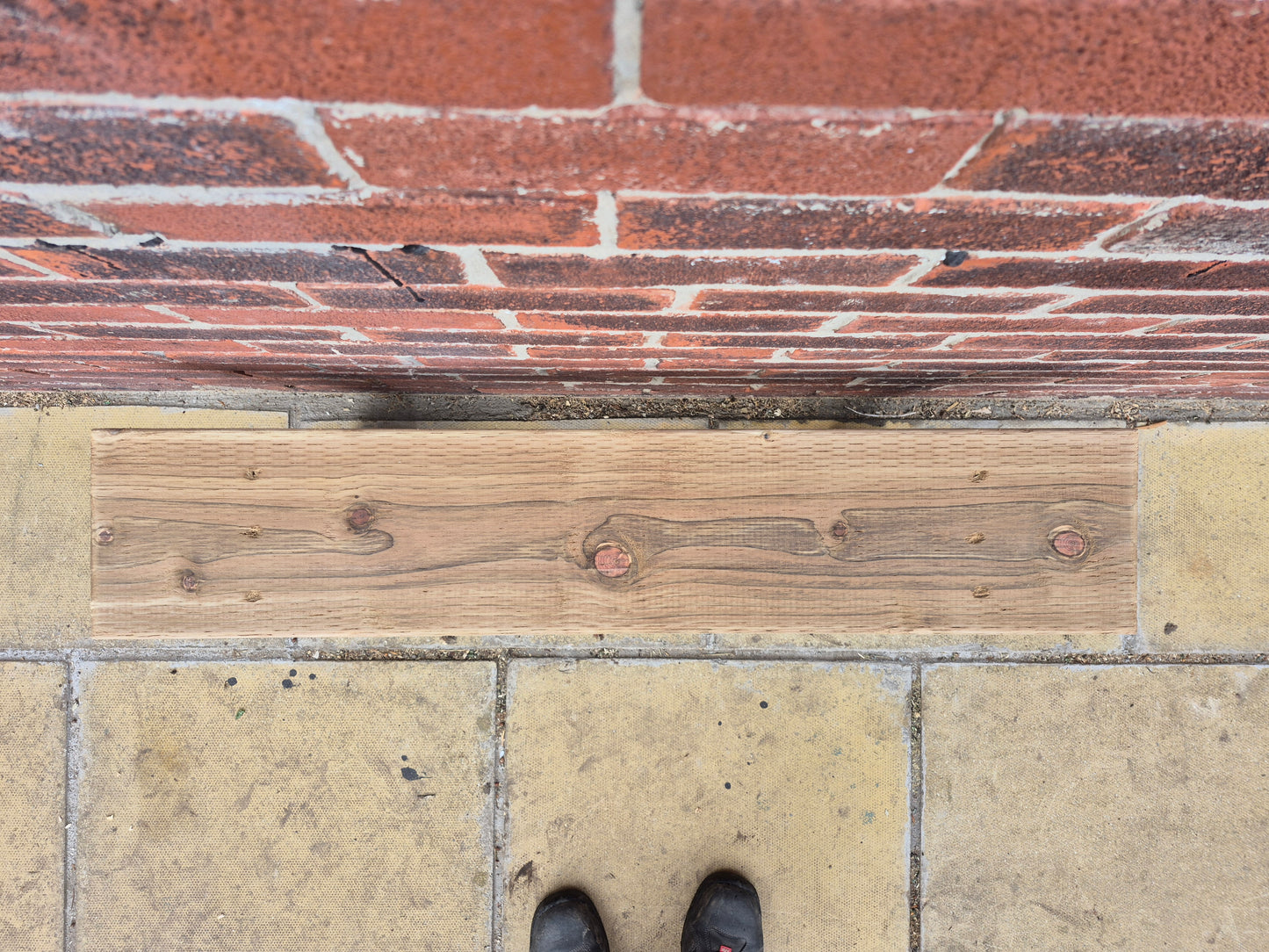 Garden Bench-Various sizes-Brown Rustic Patio Bench-Deliver Fully Assembled-Free P&P