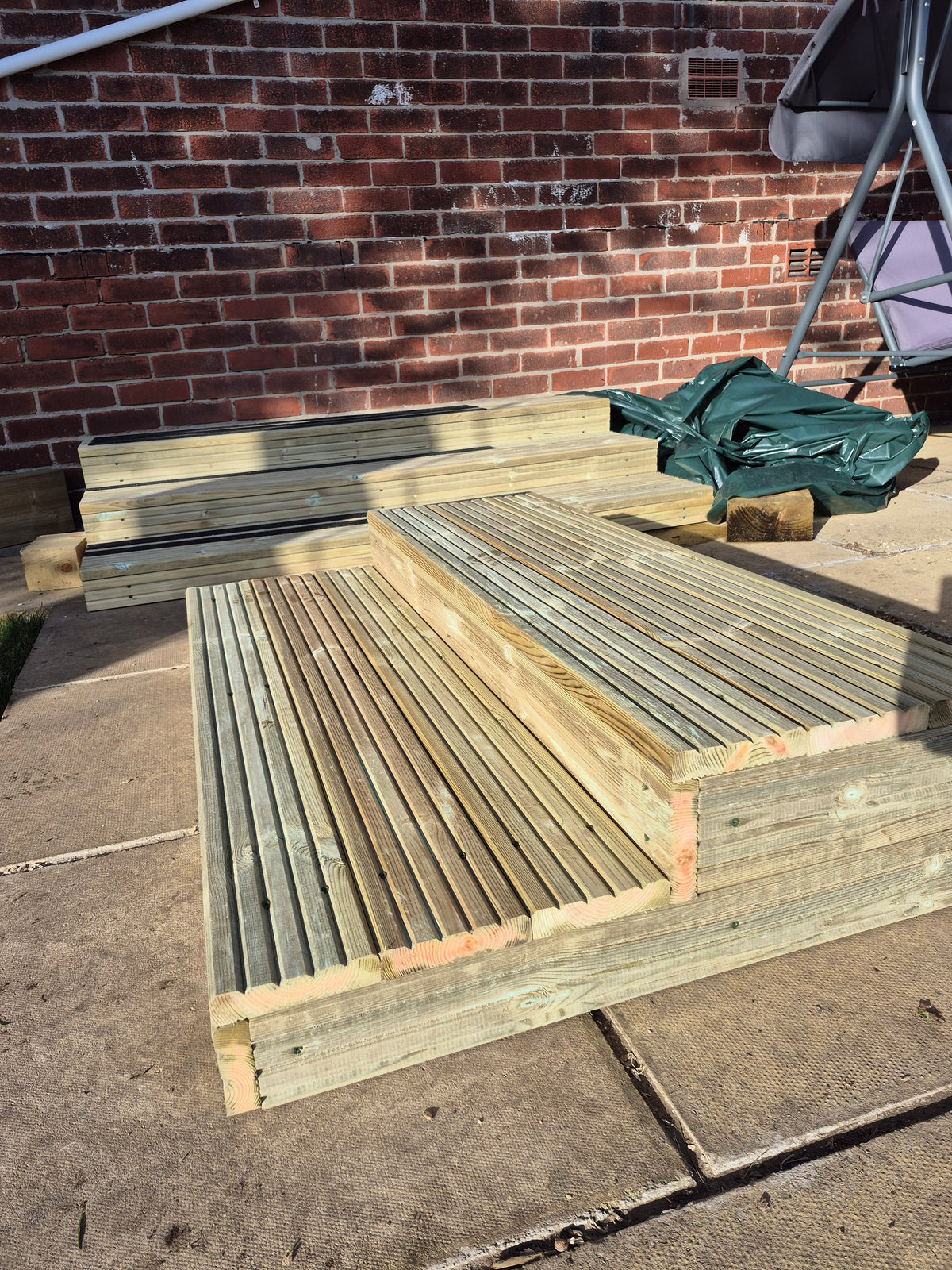 Wooden Decking Steps / Ready to use  Solid Outdoor Steps / Free P&P