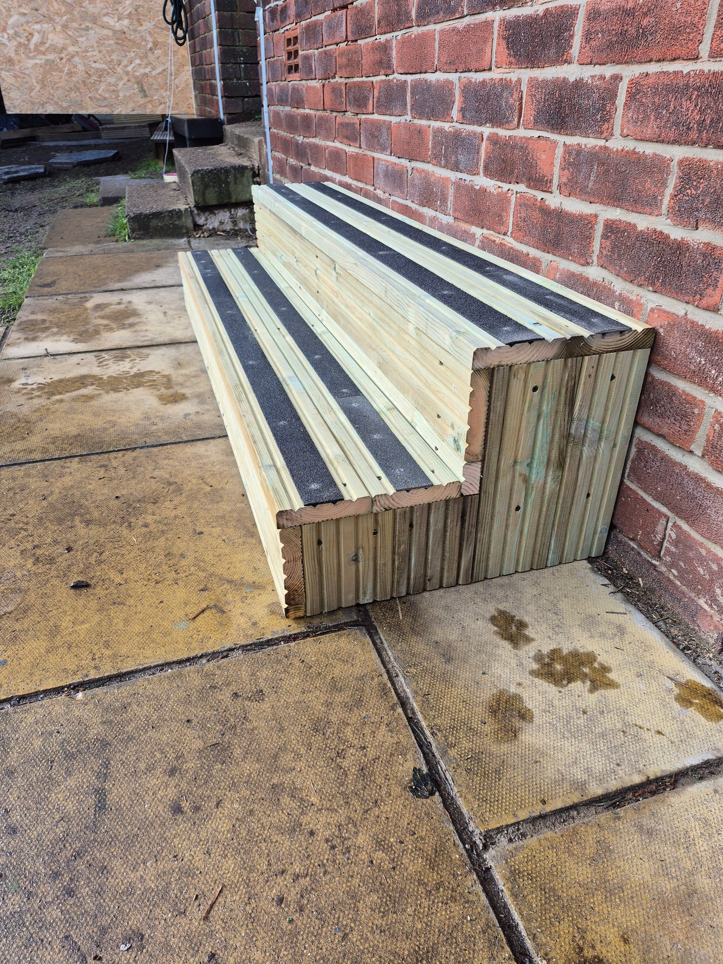 Anti-Slip Wooden Steps For Home , Decking steps