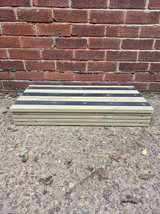 Wooden Step / Anti~Slip / Delivered FULLY Assembled / Bespoke size / Door Steps / Platform / Stand / Sturdy Step
