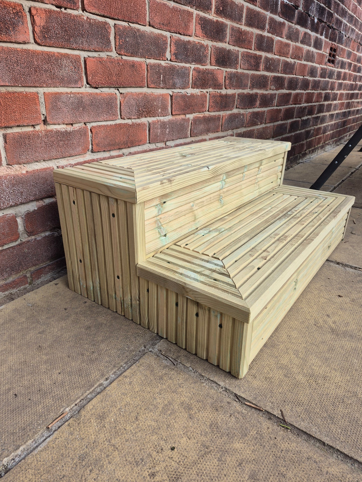 Wooden Decking / Multiple sizes / Solid Outdoor Steps