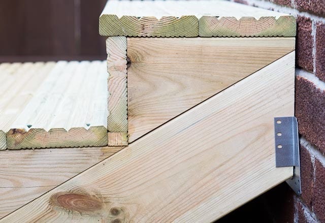 Stringer Steps Kit Fully Assembled Delivered